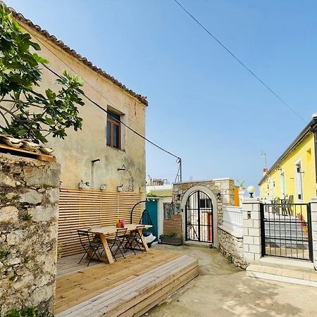 Guesthouse Near The Castle Of ヒマラ エクステリア 写真