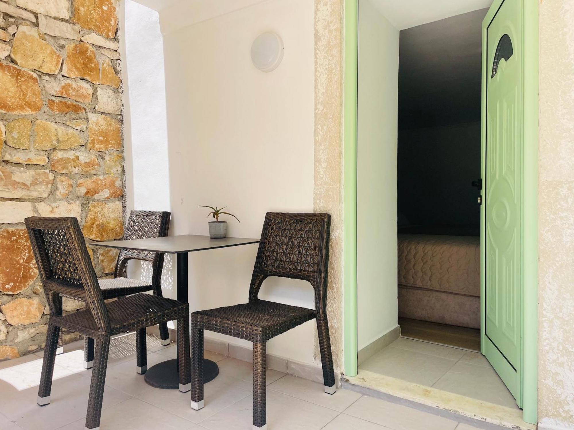 Guesthouse Near The Castle Of ヒマラ エクステリア 写真
