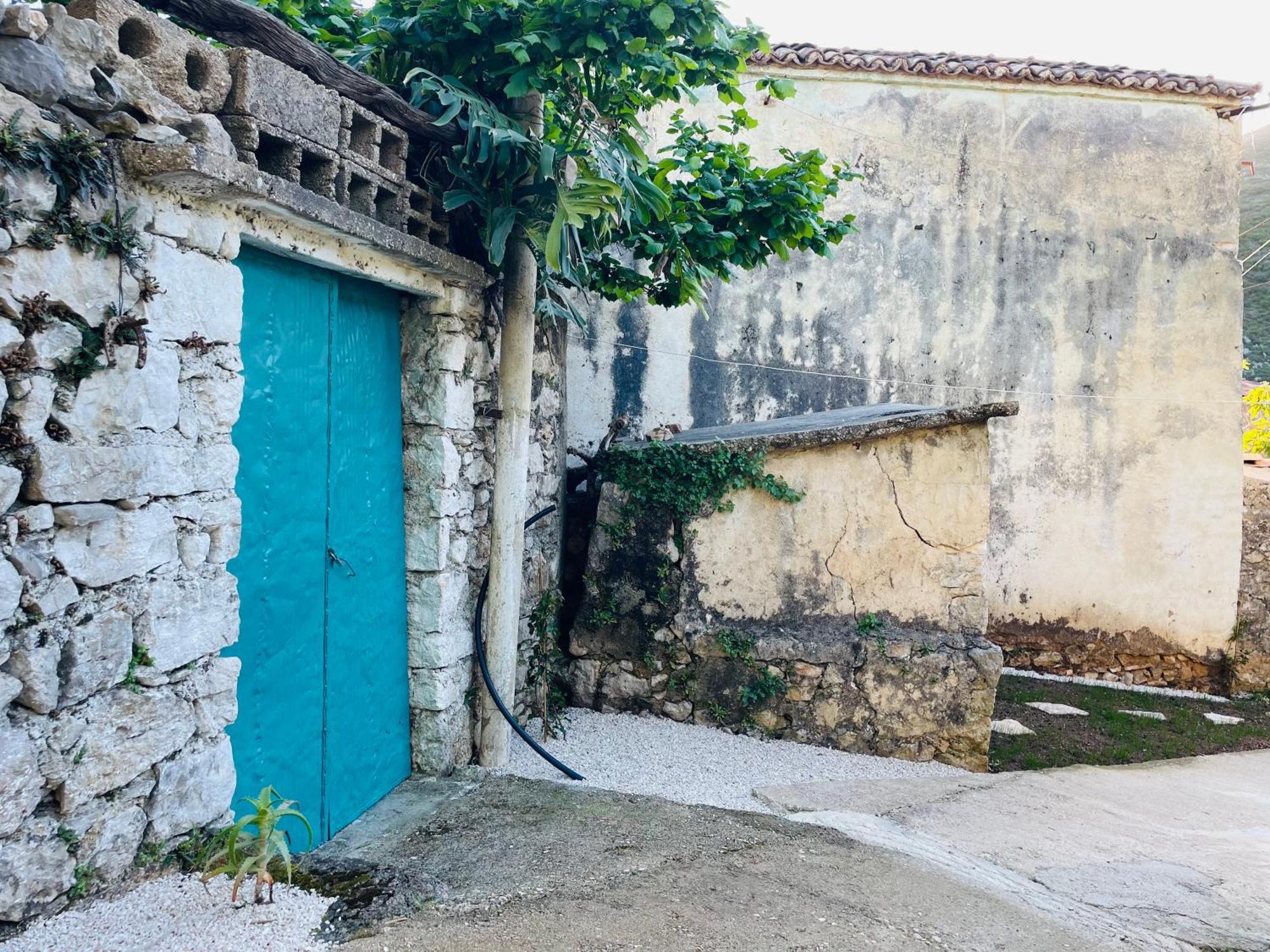 Guesthouse Near The Castle Of ヒマラ エクステリア 写真